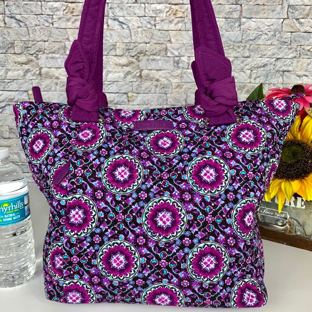 🆕 Vera Bradley Hadley East West Tote Bag